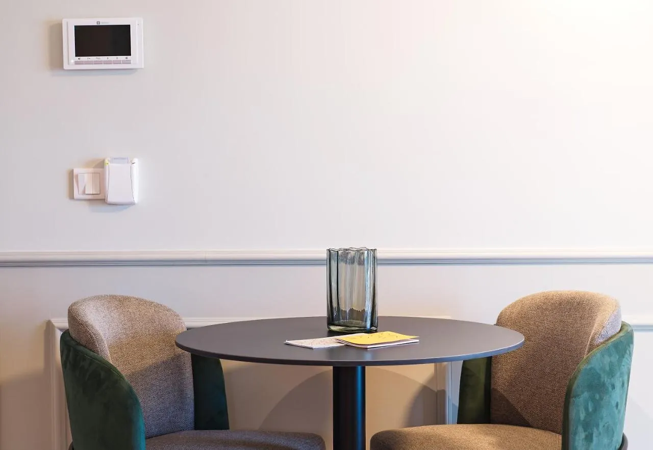 Apartament Liv The City Suites Adults Only Larnaca Cypr