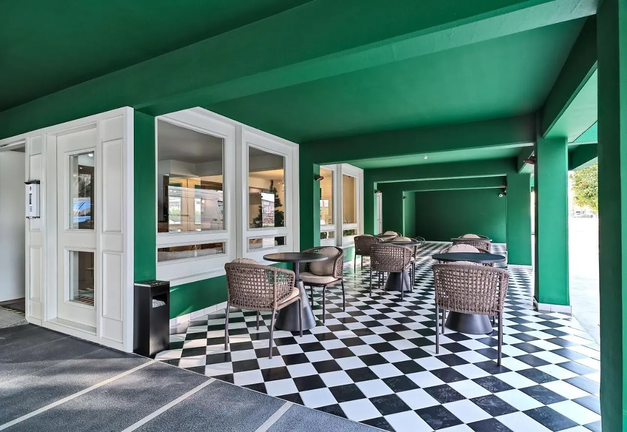 Liv The City Suites Adults Only Larnaca