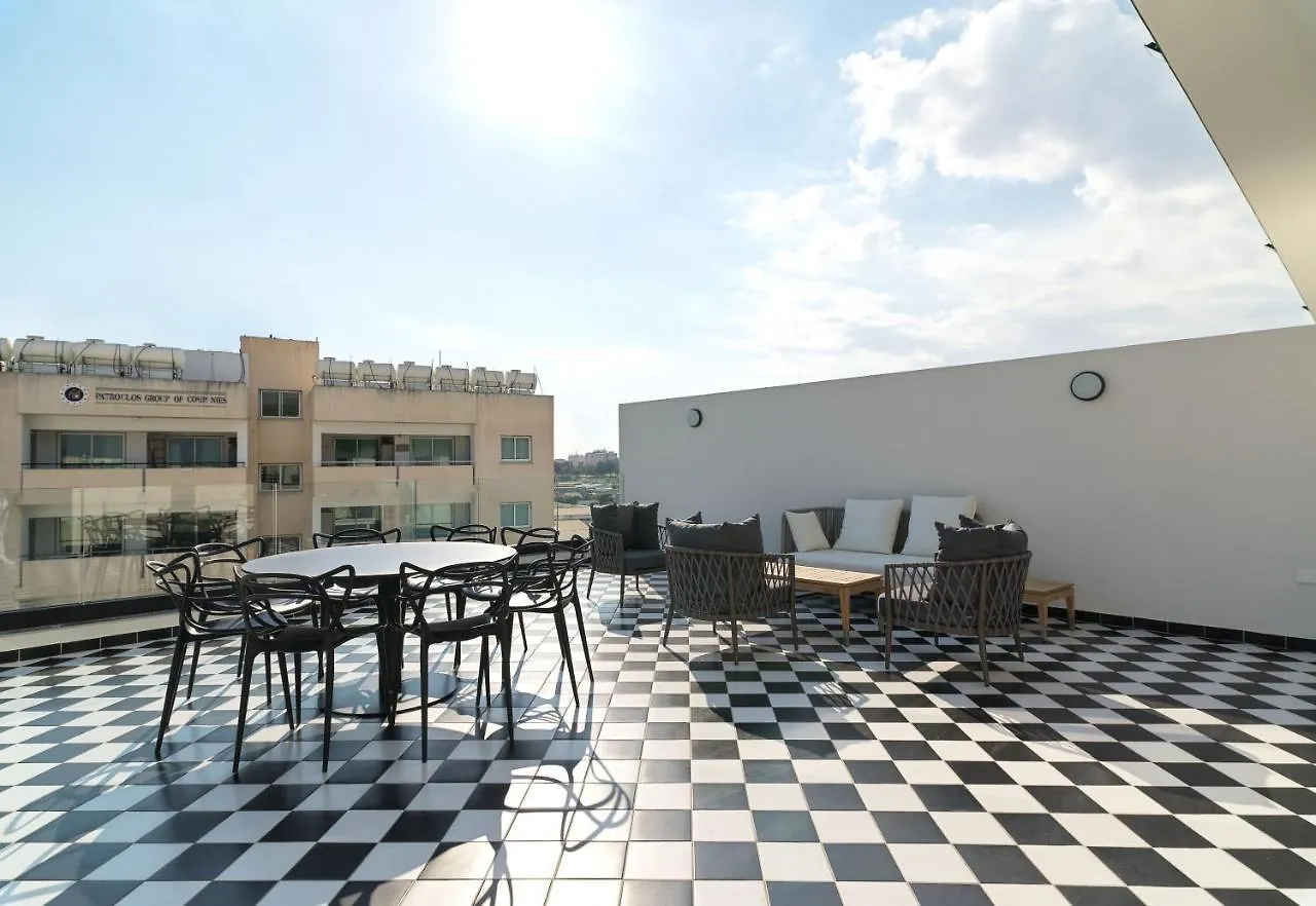 Liv The City Suites Adults Only Larnaca 0*,